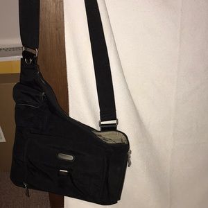 Baggallini shoulder bag